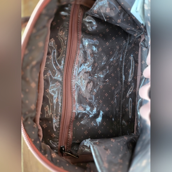 ✨Lug Roundabout XL Convertible Crossbody Bag 🎒🌹 Camo Rose NWT - Picture 11 of 16